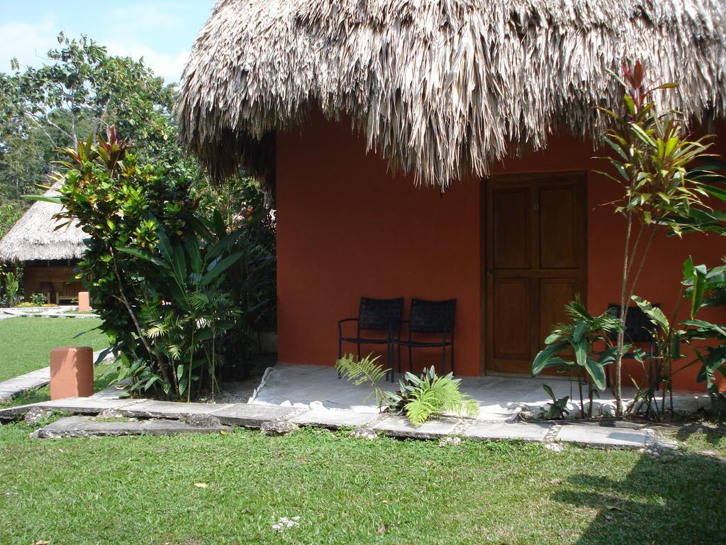 Hotel Jaguar Inn Tikal Kamer foto