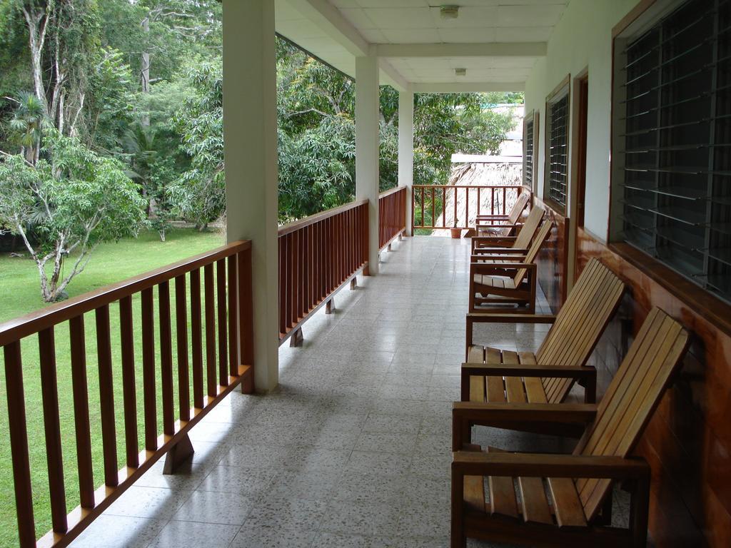 Hotel Jaguar Inn Tikal Kamer foto