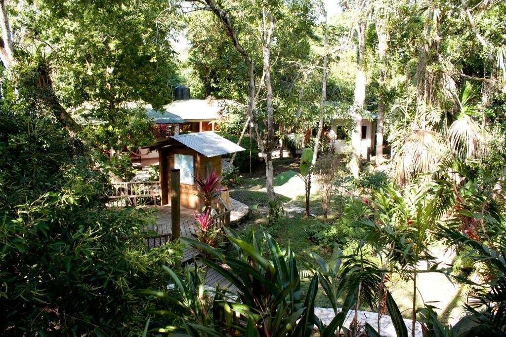 Hotel Jaguar Inn Tikal Buitenkant foto