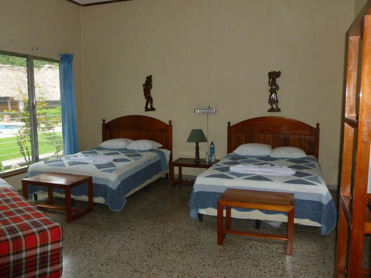 Hotel Jaguar Inn Tikal Kamer foto