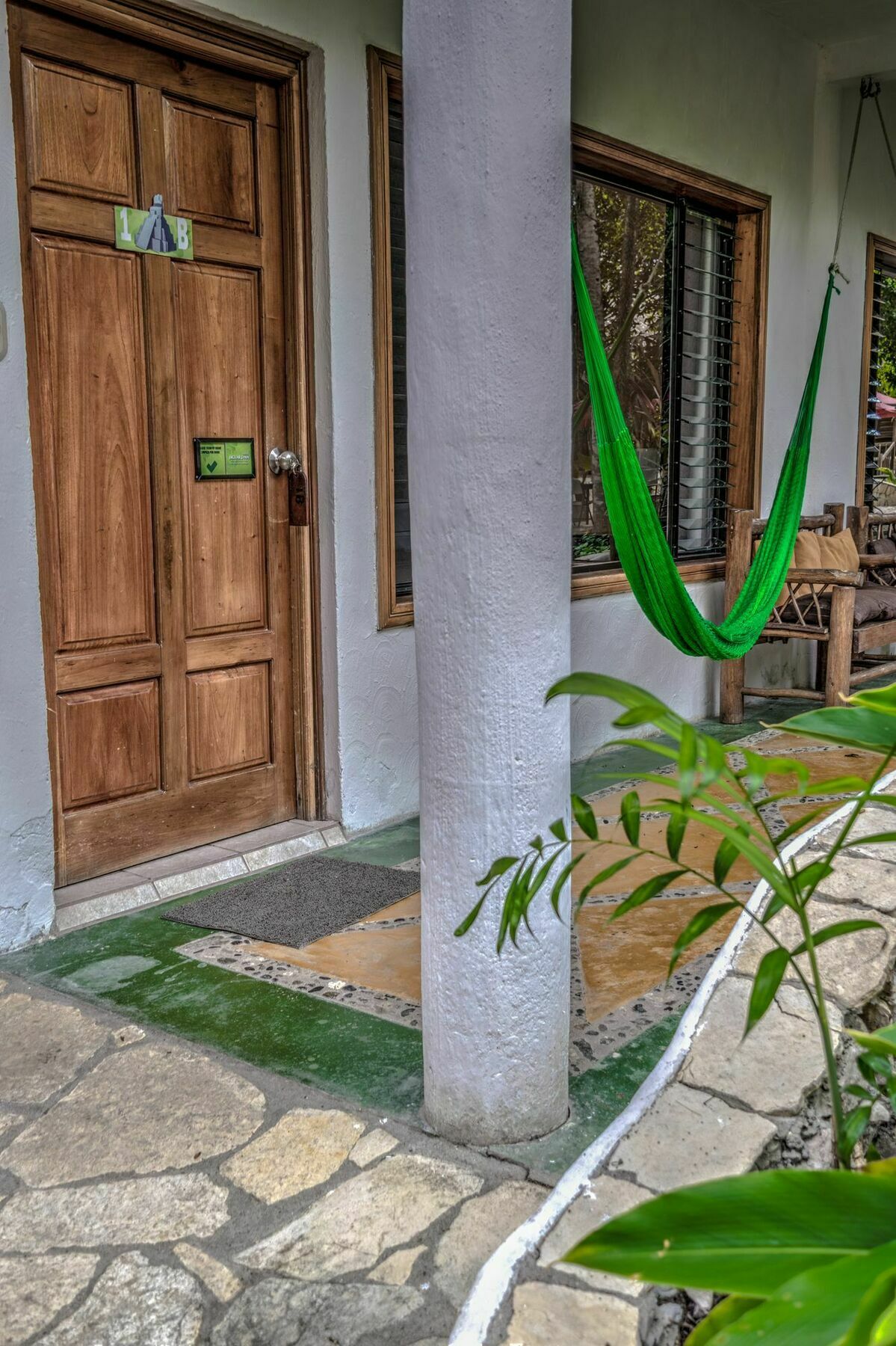 Hotel Jaguar Inn Tikal Buitenkant foto